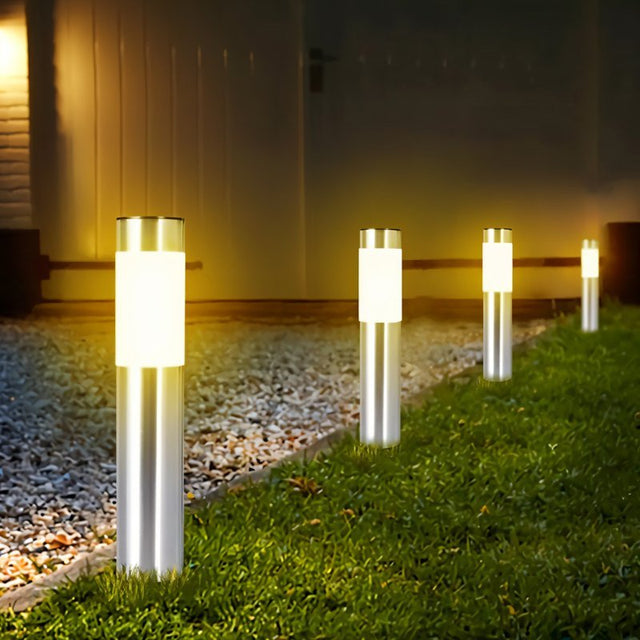 Oxide Garden Lamp