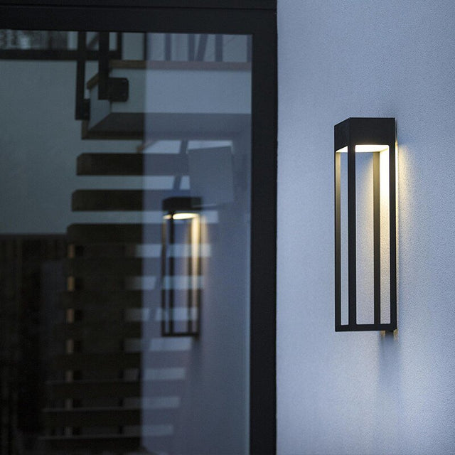 Viktor Outdoor Wall Lamp