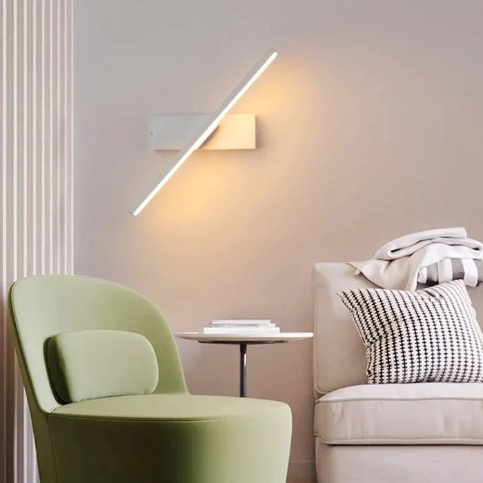 Livia Wall Lamp