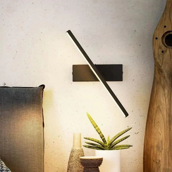 Livia Wall Lamp