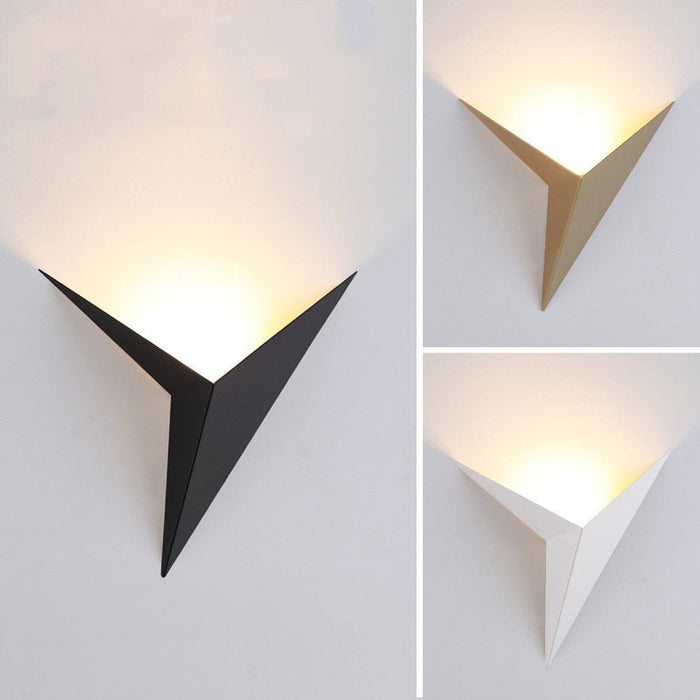 Elio Wall Lamp