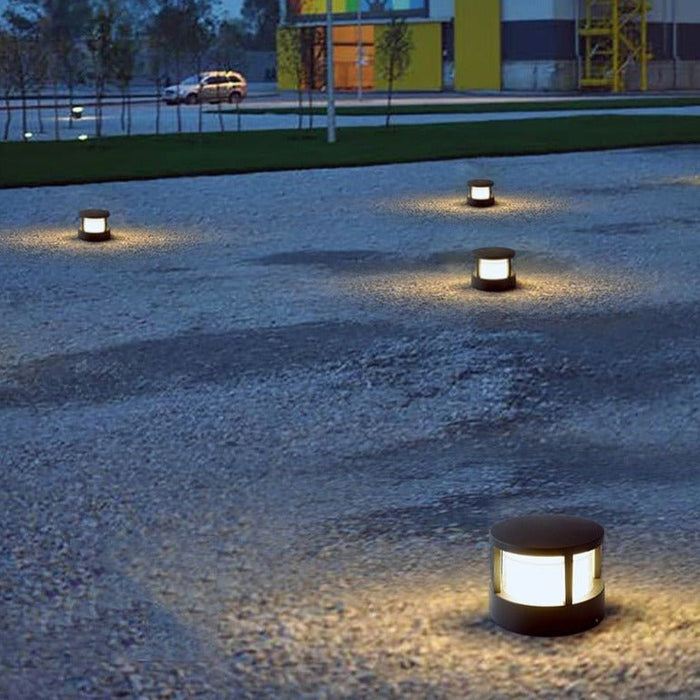 Valentin Outdoor Garden Lamp